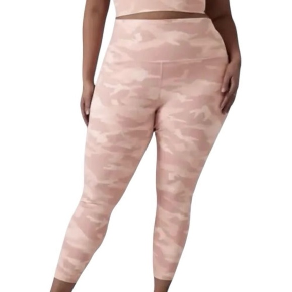 Athleta Pants - Athleta Elation Camo 7/8 Tight Leggings Pink 3X Active Gym Workout Athleisure